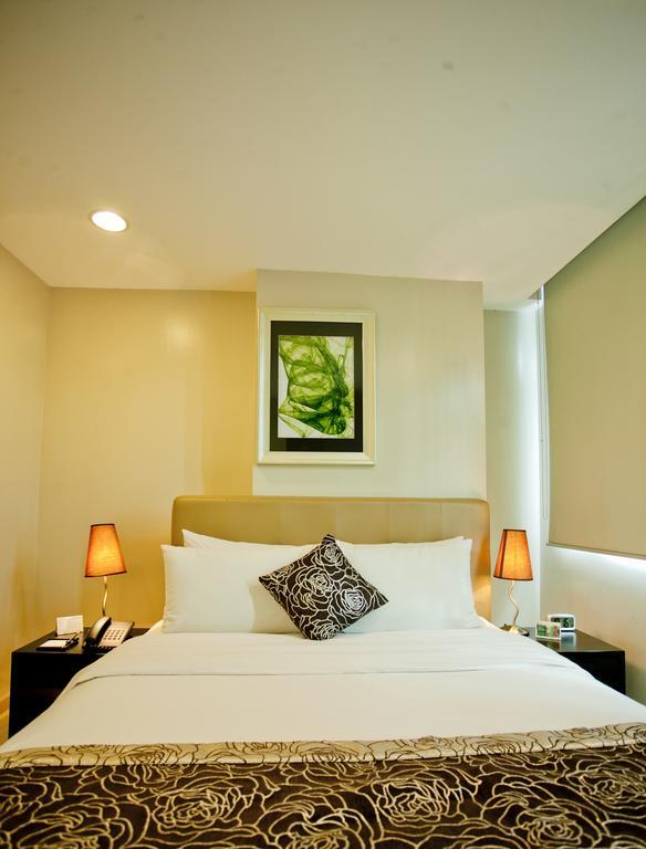 The Exchange Regency Residence Hotel Managed By Hii Pasig City Exterior photo