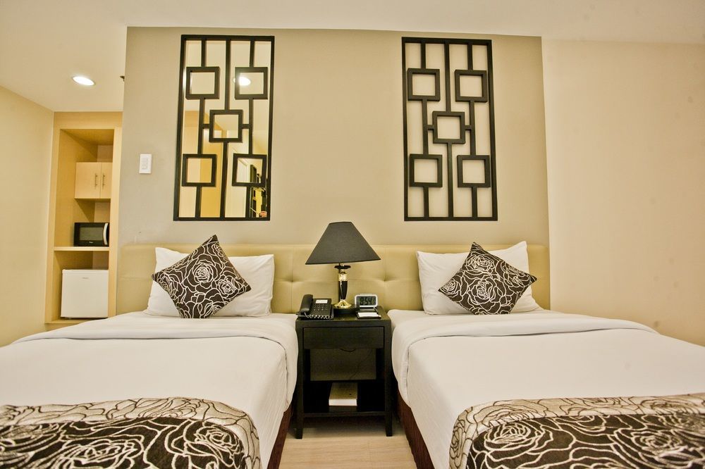 The Exchange Regency Residence Hotel Managed By Hii Pasig City Exterior photo